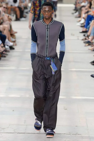 Look 11